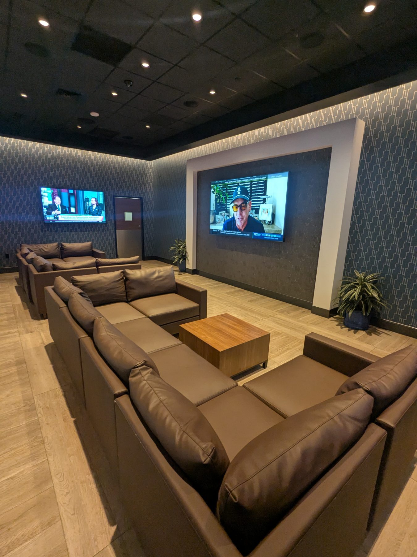 Bally’s Quad Cities Sportsbook Review VI Bally's Quad Cities Sportsbook Review VI - Blog - Square Bettor