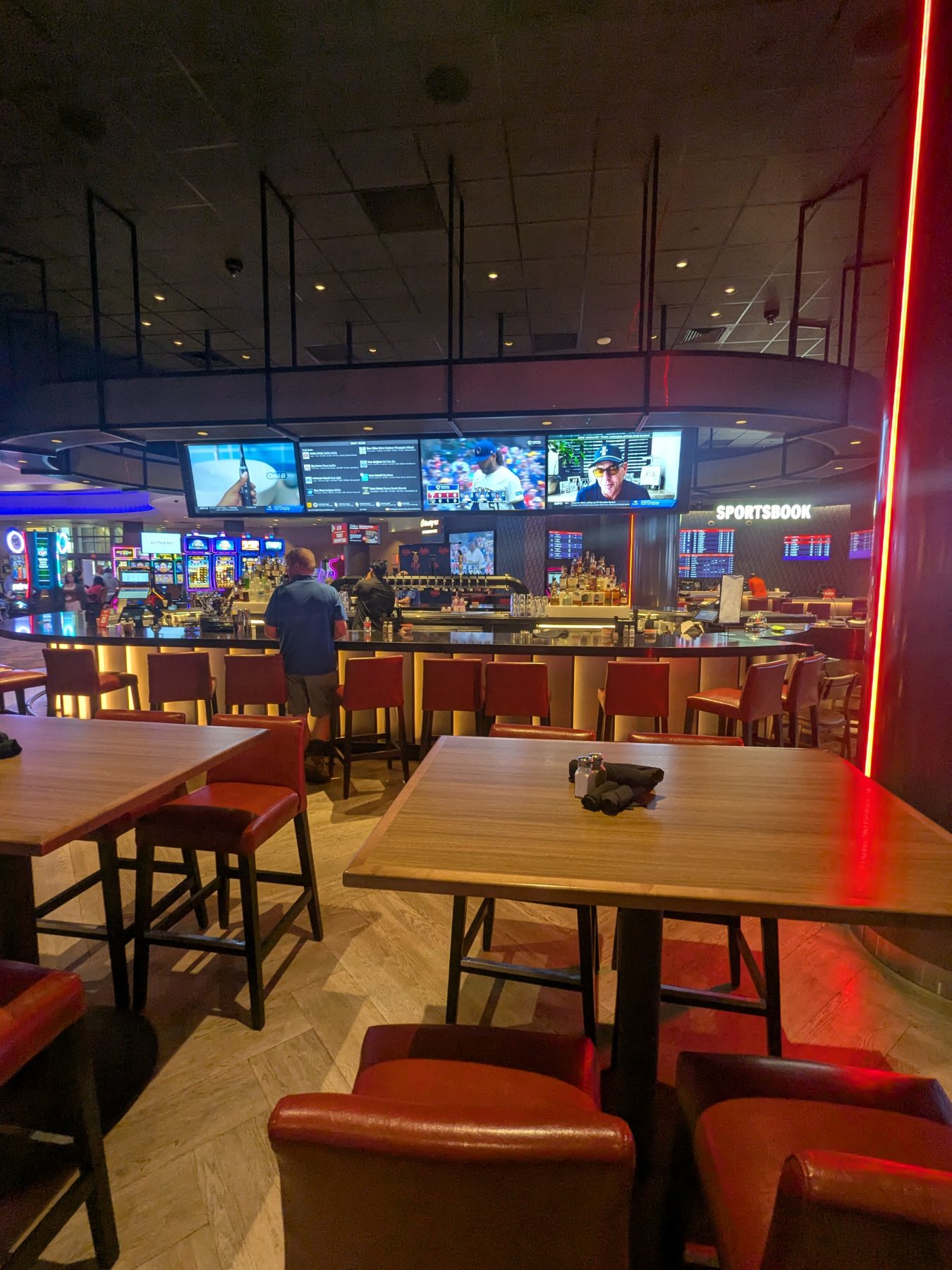 Bally’s Quad Cities Sportsbook Review VIII Bally's Quad Cities Sportsbook Review VIII - Blog - Square Bettor