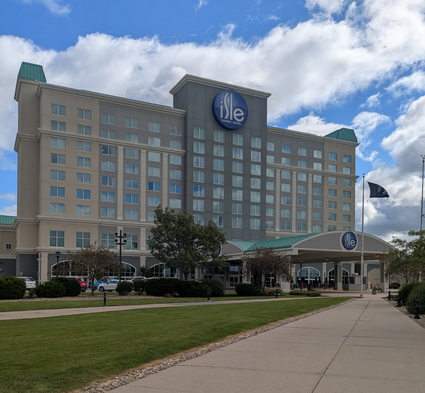 Isle Casino Waterloo Sportsbook Review - Blog - Square Bettor