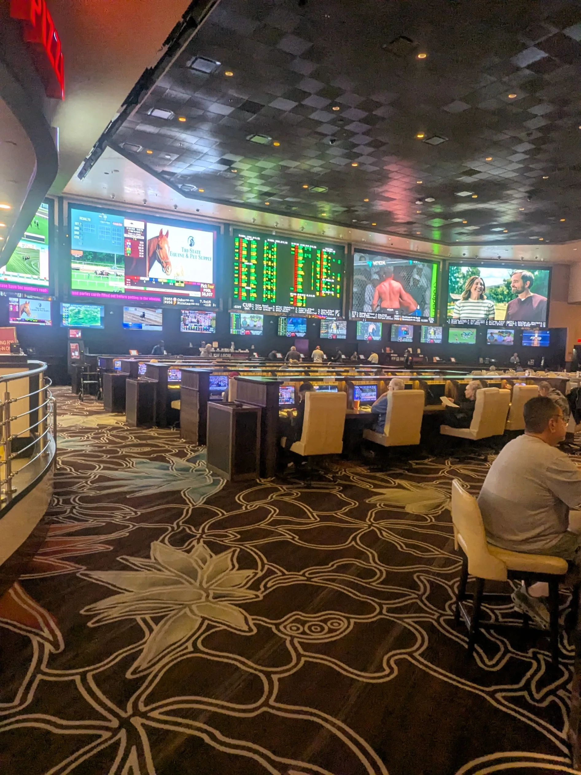 Santa Fe Station Las Vegas Sportsbook Review I Santa Fe Station Las Vegas Sportsbook Review I - Blog - Square Bettor